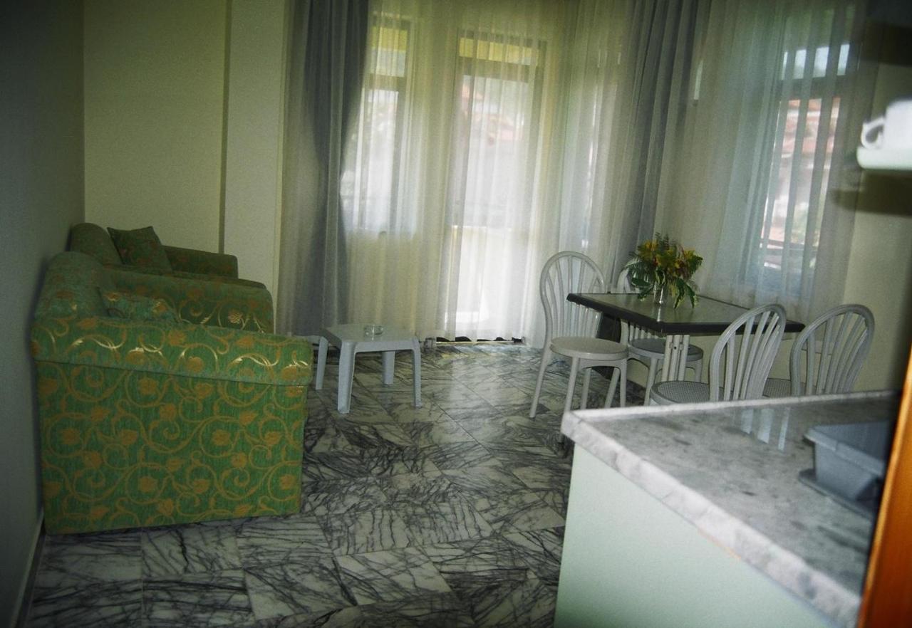 Oezay Apart Otel Muğla Esterno foto